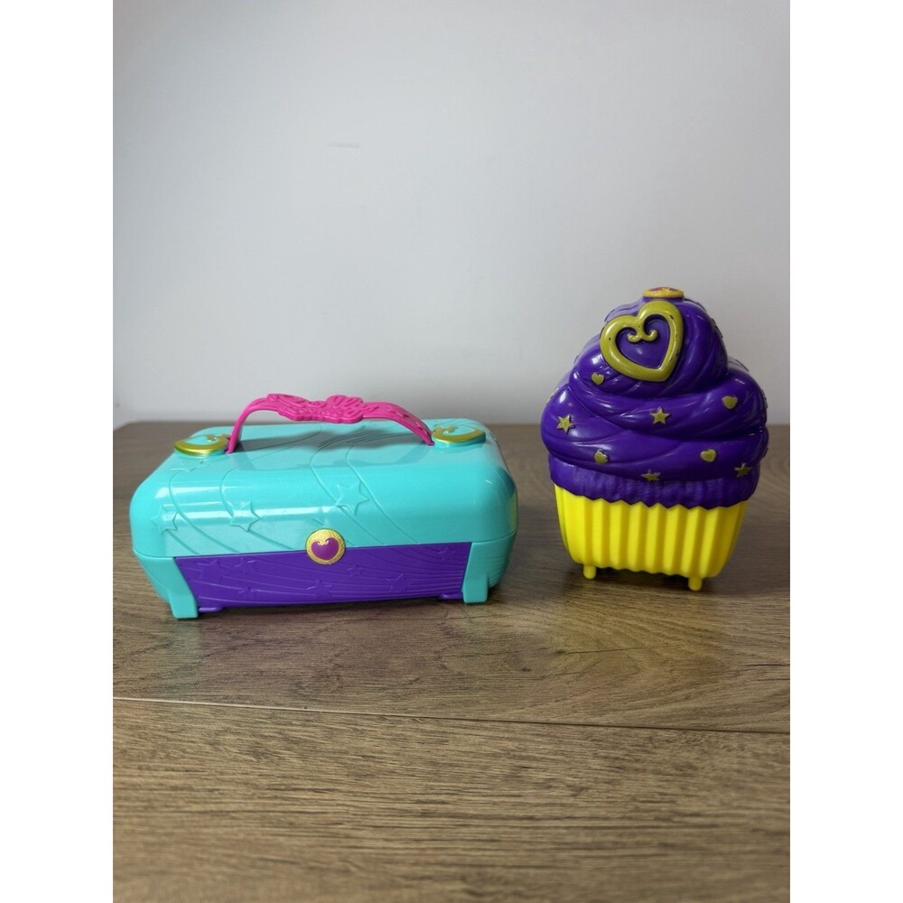 Polly Pocket Sweet Treat Cupcake Cafe Compact & Hidden Places Dance Party Case